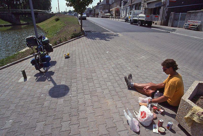 WT 2500 319-29 France 92.jpg